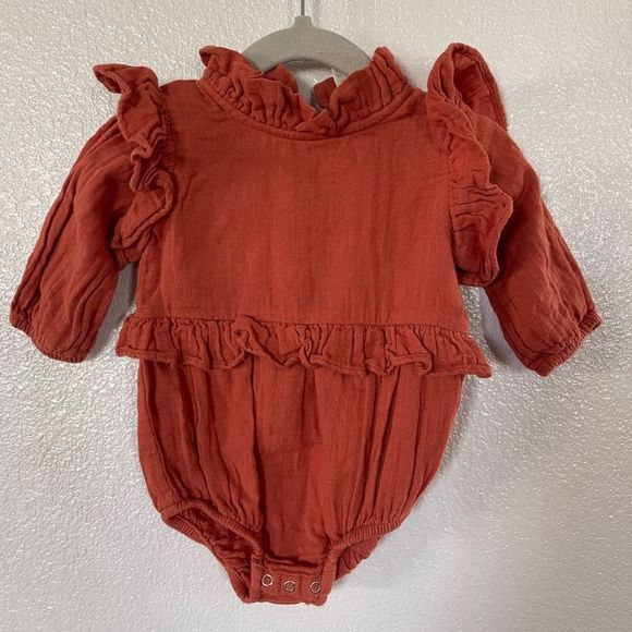 kate quinn Other - Kate Quinn romper 3-6M